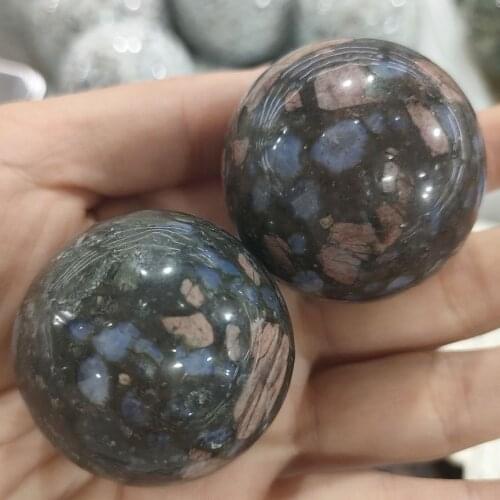 2pcs 35-40mm Natural Glaucophane Quartz Sphere Crystal Ball Healing Stone Reiki Polished Home Room Decor Gift Chakra Meditation