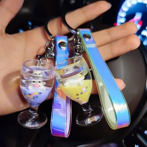 Creative Goblet Keychain Cute Pig Floating Milk Liquid Keychain Pendant Cute Acrylic Bottle Drifting Bag Key Ring Ornament
