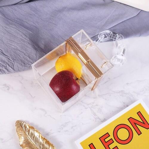 NEW Cute Box Bag Female 2019 Acrylic Transparent Clutch Chain Evening Bags Flower Wedding Party Pearl Flower Bride Handbag
