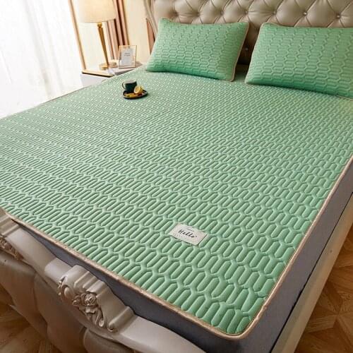 Summer Sleeping Mat Bed Mat Cool Fiber Bed Topper Foldable Soft Bedding Sets Queen Size Anti-slip Protection Pad Bed Protector