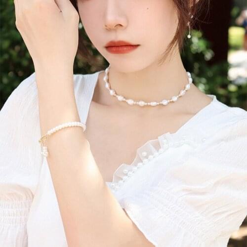 Liemjee Wholesale Creative Personality Fashion Jewelry Exquisite Pearl Necklace For Women Feature Namour Charm Gift All Seasons