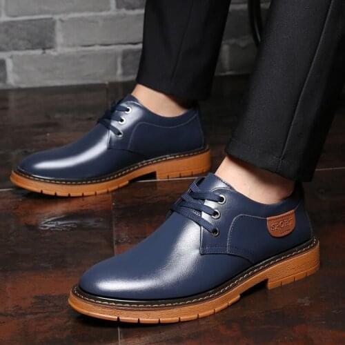 Male Wedding Shoes Genuine Leather Mens Dress Shoes for Groom Classic Lace Up Zapato Oxford Handmade Business Shoes Men Italian