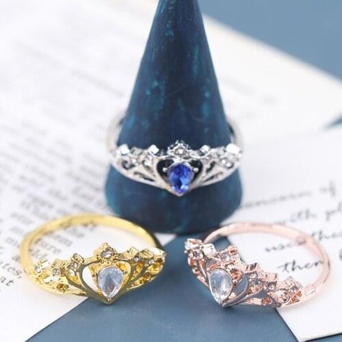 1:12 Dollhouse Miniature Mini Metal classic Crown Model Toys Dolls Accessories Doll ring High Quality