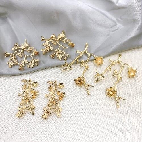 HAOSAW 4Pcs/Lot Choose/Flower Shape/Earring Jewelry/Multi Designs/Charms/Hand Made/DIY Making/Classical Charms/Jewelry Findings