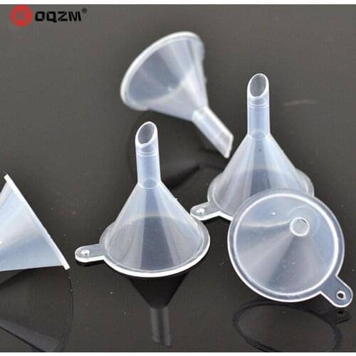 10pcs/lot Small Plastic For Perfume Diffuser Bottle Mini Liquid Oil Funnels Labs Height:4.2cm Diameter:3.2cm