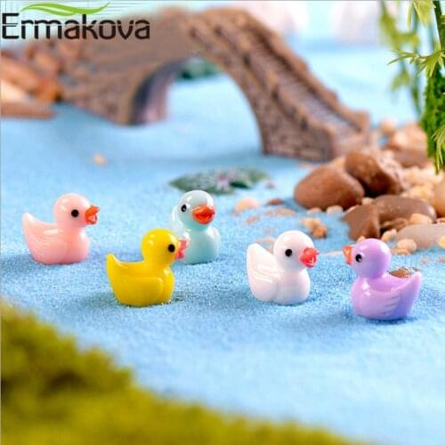 ERMAKOVA 500 Pcs/Lot Resin Little Yellow Duck Miniature Outdoor Dollhouse Mini Landscape Fairy Garden Bonsai Plant Garden Decor