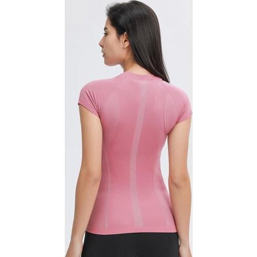 Summer Running Training Womens Clothes Seamless Construction Short Sleeve Gym T-shirts Mesh Slim Hip Length Yoga Shirts Top