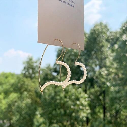 2020 Korean Simple Heart Shape Simulated Pearl Earrings for Women Elegant Gold Color Metal Big Hoop Earrings Wedding Jewelry