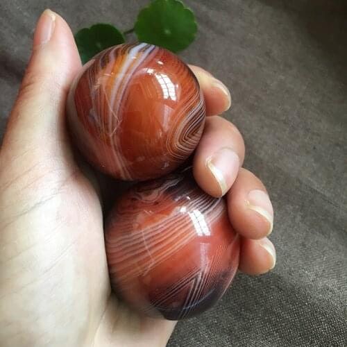 Natural Sardonyx Balls Crystal healing household ornaments from the Madagascan gem properties