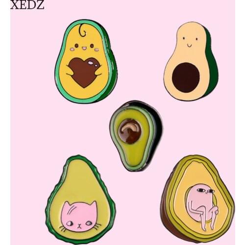 XEDZ New cute green avocado brooch fashion personality cartoon heart hair food fruit badge denim clothing pendant jewelry gift