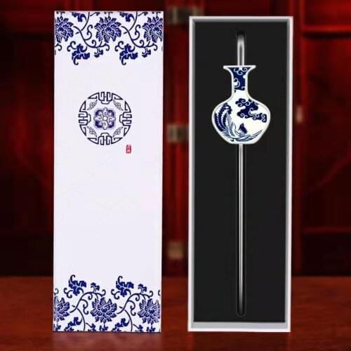 Vintage Porcelain Vase Bookmark for Books Blue and White Metal Bookmark School Stationery Items Creative Unique Gift