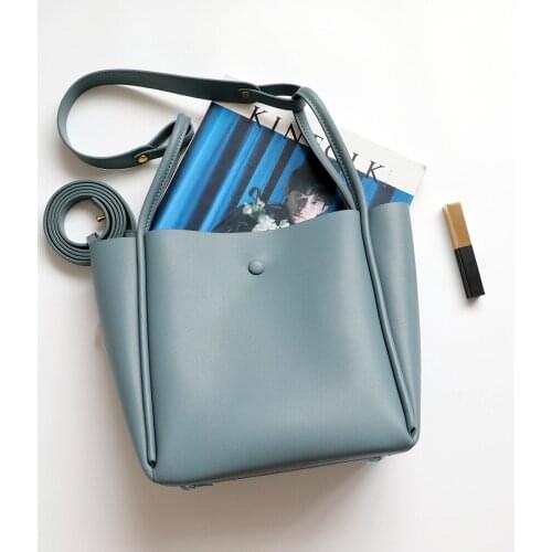 2021 Simple Large-capacity Bucket Bag Female Vegetable Basket Messenger Bag Mother and Child Commuter Bag Leather Female Bag