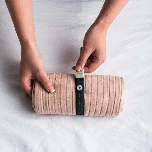 Folding clothes storage and sorting artifacts folding clothes board clothes T-shirt sweater shirt pants bundled elastic bandage