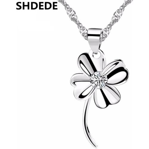 SHDEDE Korean Jewelry Silver Necklace Pendants For Women Clover Embellished With Crystals From Swarovski Party Gift -WHA51
