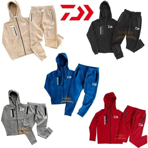 Daiwa Autumn Men Fishing Clothing Sets Fishing Jacket+Pants Two Pieces Sets Outdoor Sport Windproof Warm Travel Fishing Clothing