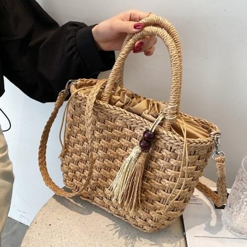 Fashion Tassel Straw Handbag 2021 Summer New Hand-Woven Rattan Bag Woven Purse Wicker Beach Bag Bohemia Shoulder Messenger Bags