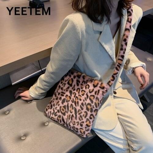 Retro Woolen Bag Female Autumn Winter Leopard Print Wool Hand-in-hand Cute White Pink Plush Handbag Womens Bag Student