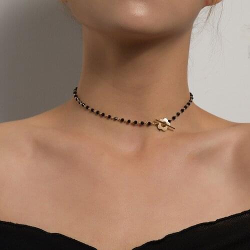 Fashion Simple Black Crystal Glass Short Choker Necklace For Girl Creative Personality Ot Buckle Flower Necklace Jewelry Gift