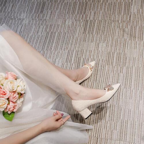 2021 Autumn and Winter New Dragon Phoenix Buckle Banquet Wedges High Heels Plus Size Women Shoes 41 42 43