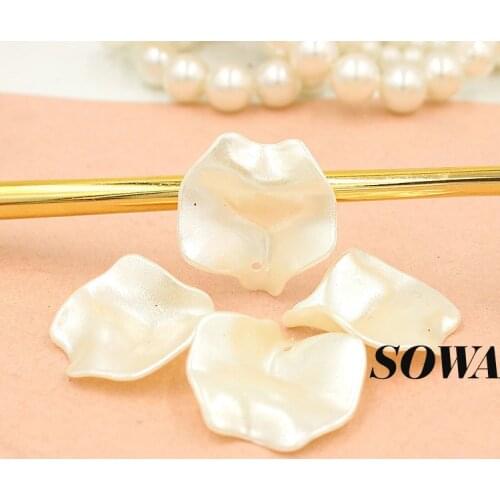 Free Shipping 150pcs/lot 26*24mm Craft Resin ABS Imitation Pearls Effect 3D Maple Leaf Designed Beads For DIY Decoration