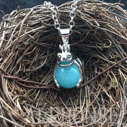 Europe and the United States natural crystal frog beads pendant sweater chain foreign trade buy speed sale of jewelry wholesale