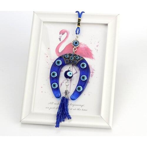 Wall-Mounted Horseshoe Pendant Car Keychain 2021 New Fashion Creative Devil Ryeball Car Pendant Bedroom Pendant Car Keychain