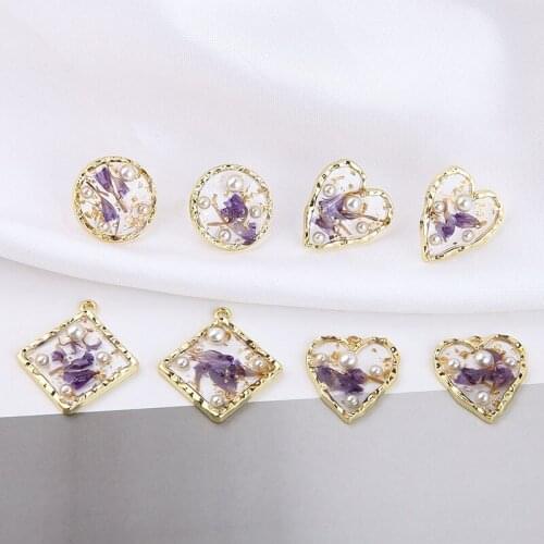 2pcs Vintage Women Heart Shape Earrings For Girl Transparent Gold Foil Pearl Dried Flower Stud Earrings Diy Pendant Accessories