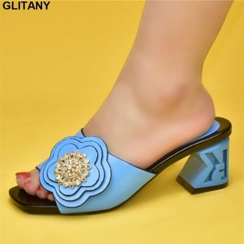 New Fashion Rhinestone Sandals Designer Summer Female Slides Crystal Sandals Slippers High Heel Wedding Shoes for Women Bride