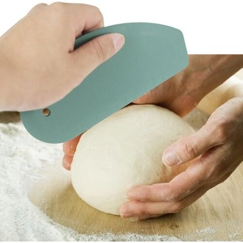 Dough Scraper Silicone Scale Flexible Bowl Scraper Dough Cutter Baking Scraper Dough Scrapers Cream Smooth Cake Spatula