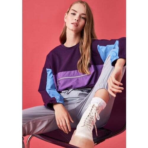 Purple Color Block Crop Knitted Sweatshirt New Fashion Fall and Winter Sexy Woman Vintage Modern Rustic