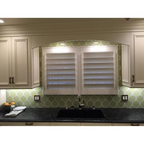 Custom Basswood Plantation Shutters Wooden Blinds Solid Wood Shutter Louvers PS272