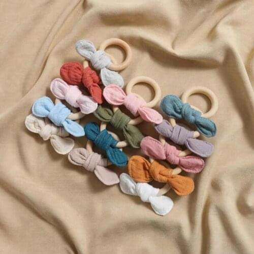 BPA Free Wooden Ring Baby Teether Safe Cute Animal Rattle Chewing Teething Nursing Soother Molar Infant Toy Accessories