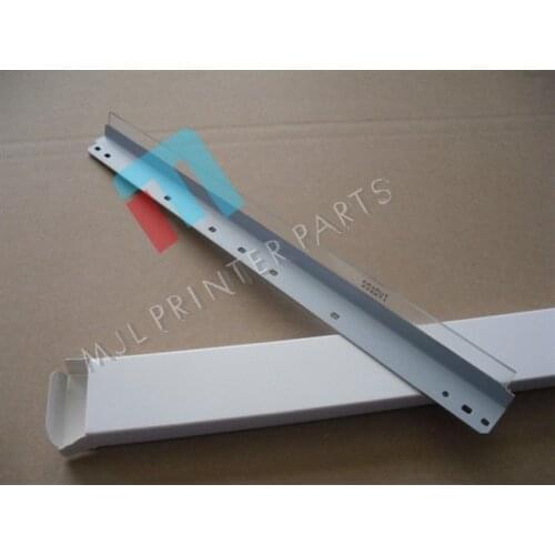 Free Shiping copier parts Cleaning Blade C451/ C452/ C550/ C552/ C650 / C652/ C654 for Color TMS2055G