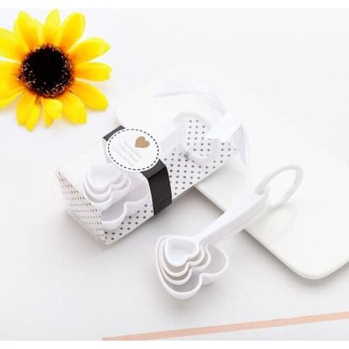 4Pcs/Lot=1Boxes) Adorable Heart Baby souvenirs of Love Measuring Spoon Favors for Baby Shower favors and birthday Party gift