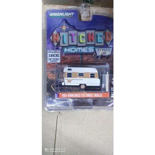 GREENLIGHT 1:64 Hitched Homes Series 1964 Winnebago Travel Trailer 216 -White and Gold Limited die-casting alloy car model