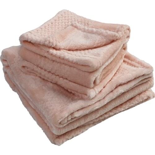 Pet Blanket Flannel Throw for Dog Kitten Blankets Super Soft Fluffy Premium Puppy Cat Towel Fleece Sleeping Cover Cushion Mat