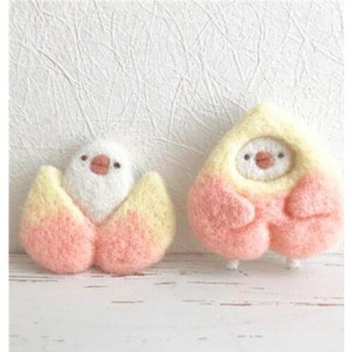 Peach Munbird Brooch Peach Bird wool felt needle felting decoration craft needlecraft DIY handmade