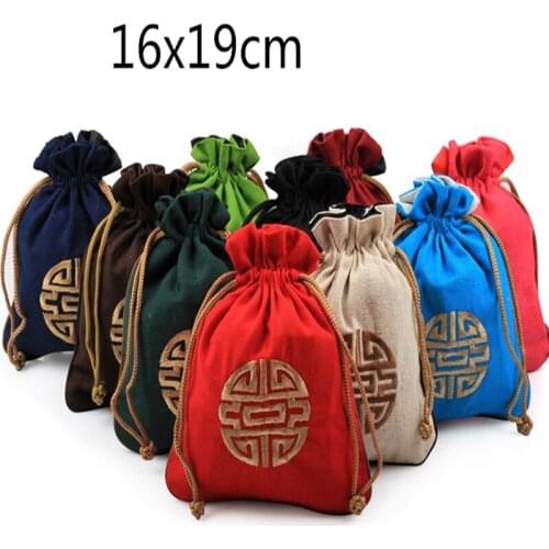 16x19 cm 50pcs Embroidered Joyous Large Christmas Favor Bags Chinese Cotton Linen Drawstring Wedding Party Gift Packing Pouches