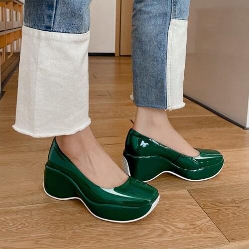 Womens Platform Patent Leather Loafers Chunky High Heel Pumps Shoes Retro 5Colors High Quality New 2021