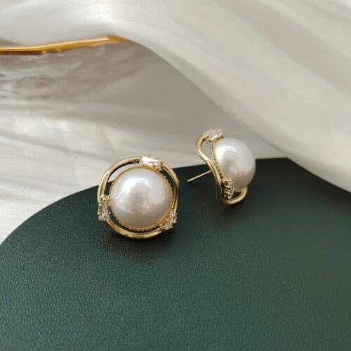 2021 Trend New Pearl Crystal Gold Stud Earrings Korean Fine Elegant Womens Earrings Jewelry Oorbellen Bijoux Party Gifts