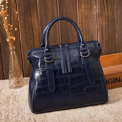 Europe And United States Style Womens Handbags Crocodile Print Head Layer Cowhide Leather Large Ladies Shoulder Bags
