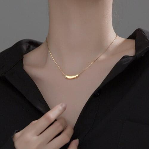 New Exquisite Necklace Geometric Hollow Small Eggplant Pendant S925 Silvery Charm Clavicle Chain Womens Wedding Party Jewelry