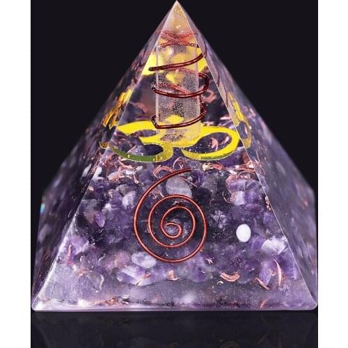 Orgonite Pyramid Natural Amethyst Yoga Energy Decoration Pyramid Resin Craft Feng Shui Ornaments Transfer Home Living Room