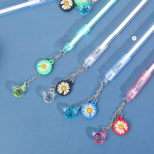 36 pcs/lot Cute Small Daisies Pendant Gel Pen 0.38 mm black ink Daisy Neutral Pen School Office writing Supply Promotional Gift