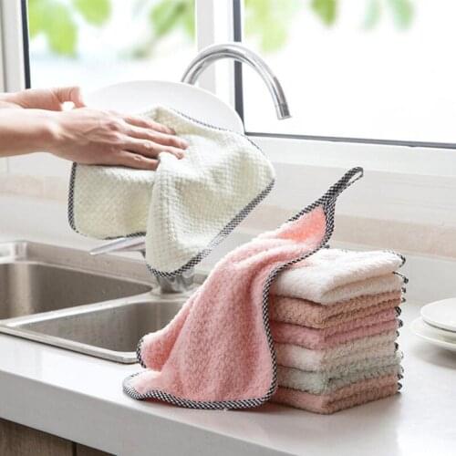 2021 hot new Coral Velvet Bathroom Supplies Soft Hand Towel Absorbent Cloth Dishcloths Hanging Cloth Kitchen Accessories 25*25cm