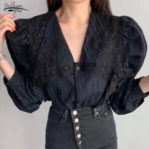 Autumn 2021 New Niche Retro French Bubble Long Sleeve Shirt Lace Collar Palace Style White Shirt Women Blouse and Shirts 16127