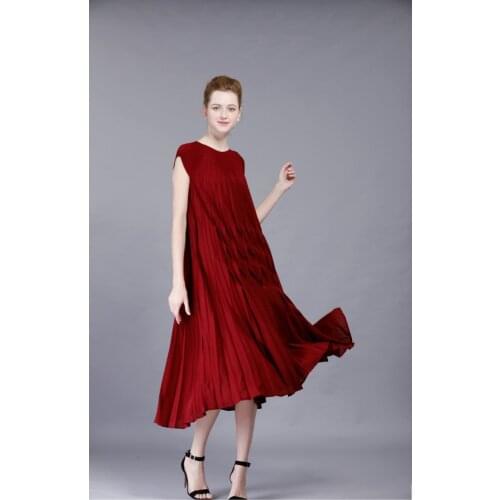 HOT SELLING Big plait fold loose dress with short sleeves Hand pleats dress IN STOCK