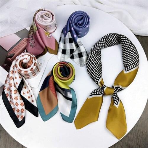 HOT Korean Scarfs Silk Square Women Scarf Soft Multicolor Printing Kerchief Neck Decorative Scarfs Foulard Apparel Accessories