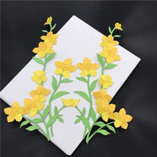 20pcs Iron On Patches Bordados parches Embroidered Patch For Clothing Plum Blossom Flower Applique Jacket Patchwork DIY Stickers