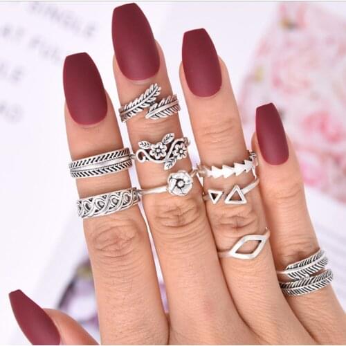 Women Vintage Rings 9pcs/set Stacking Kunckle Antique Hollow Geometric Leaves Streetwear Bohemian Jewelry Accessories